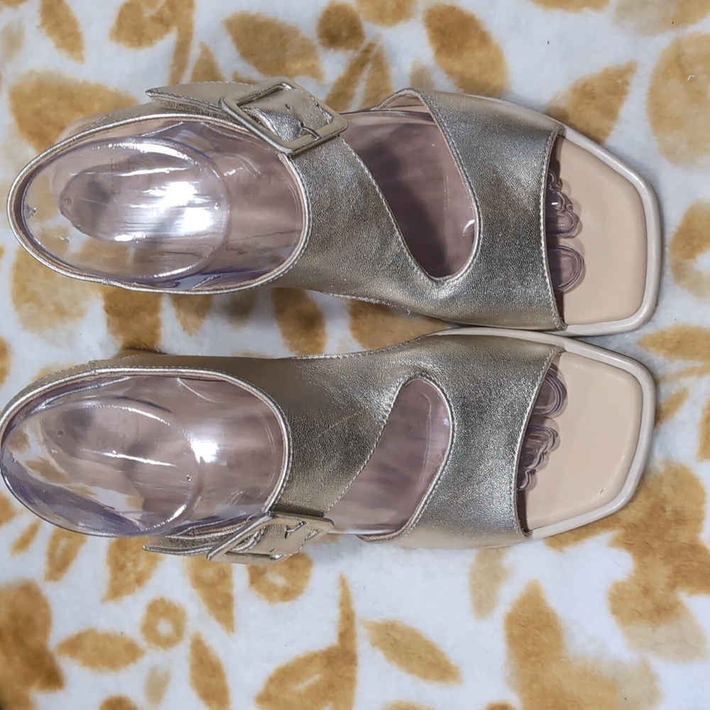 Paul Green Shimmering Sandals - Picture 2 of 6